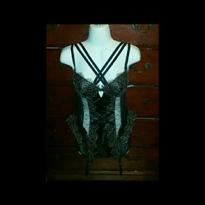 Nwt VS corset 34C ( no panty )