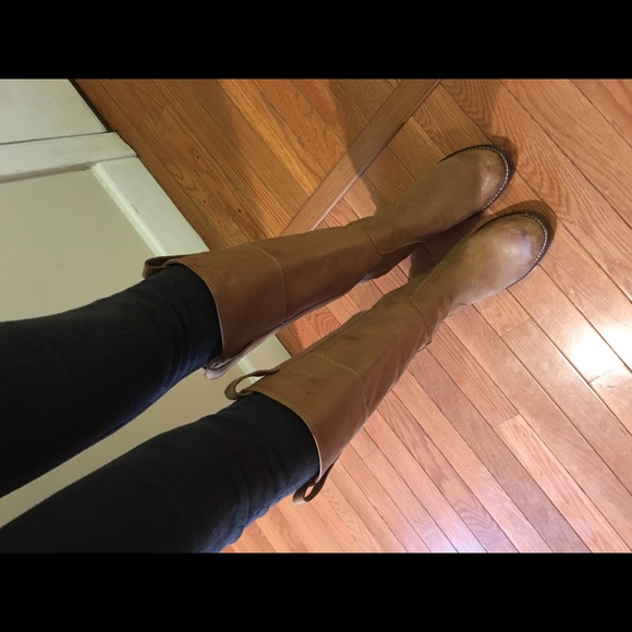 Lucky brand Hibiscus boot- leather