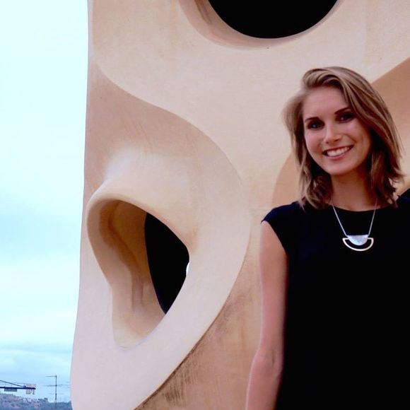 Meet your Posher, Jasmin