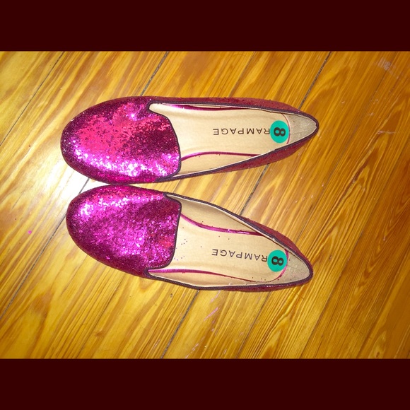 Sparkly, pink loafers