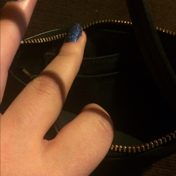 AUTHENTIC COACH WRISTLET - Picture 3 of 3