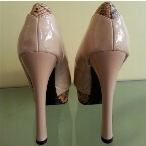 Nude peep toe platform - Picture 4 of 4