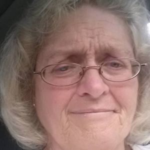 Meet your Posher, Connie