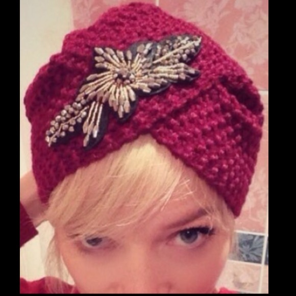 Fancy Beaded Accent Knit Turban Hat - Picture 3 of 5