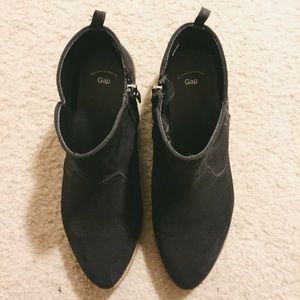 GAP Boots