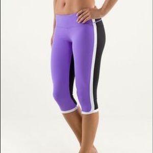 Lululemon size 4 crops