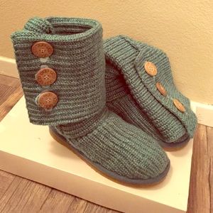 Turquoise knitted Ugg Australia boots