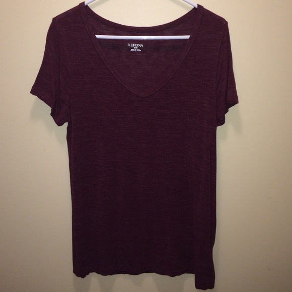 Merona Women's V-Neck Tee (M)