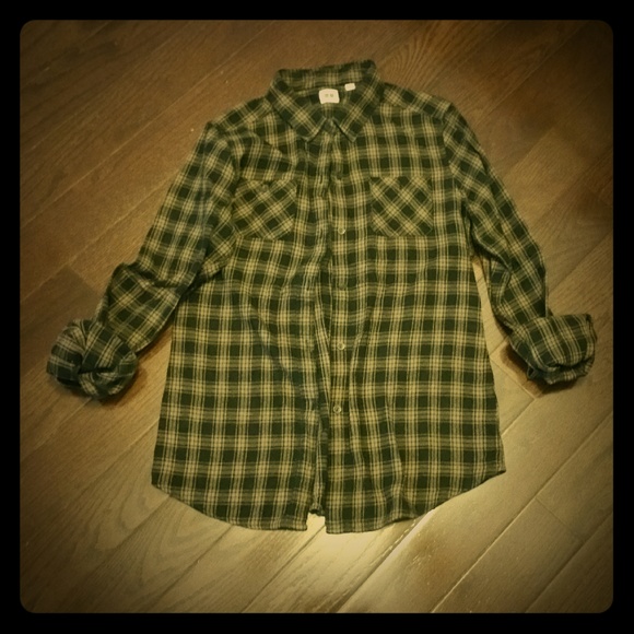 Uniqlo flannel brown/black plaid shirt