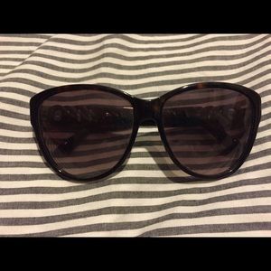 Marc Jacobs sunglasses barely worn