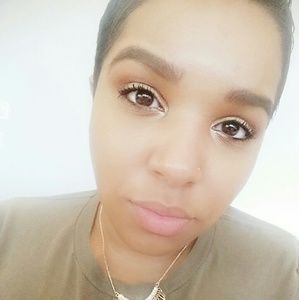 Meet your Posher, Jade