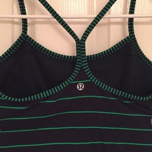 Lululemom size 6 workout top
