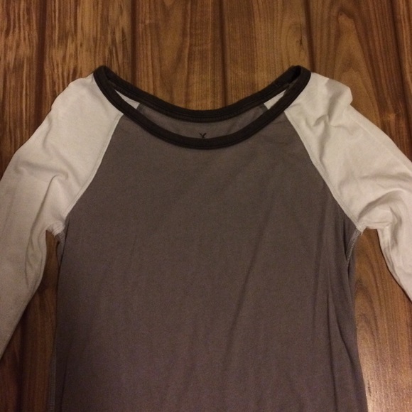 American eagle top - Picture 2 of 2