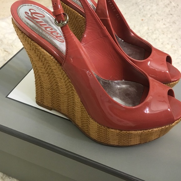 Sale!!Coral Gucci wedges - Picture 3 of 4