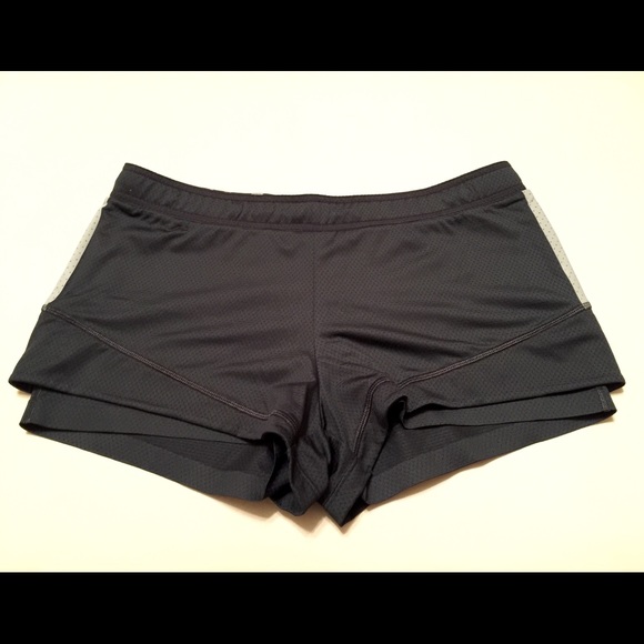 Roxy Athletix Pace Setter Shorts