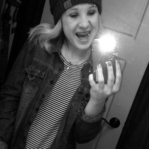 Meet your Posher, Katelyn