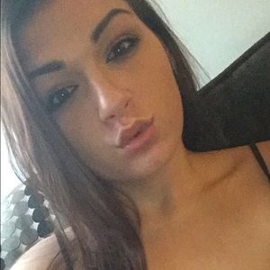 Meet your Posher, Jenna