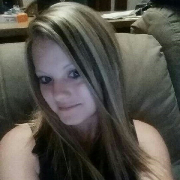 Meet your Posher, Haley - Picture 1 of 1