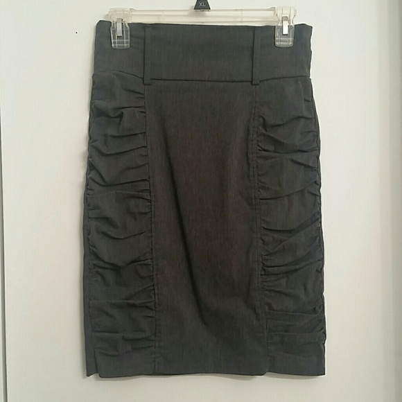 Gray Pencil Skirt - Picture 3 of 4