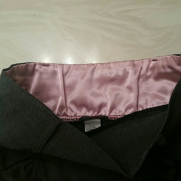 Gray Pencil Skirt - Picture 4 of 4