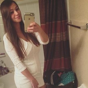Meet your Posher, Anesa