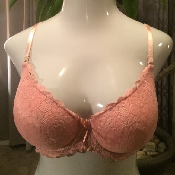 Soft Pink Lace Bra - Convertible Straps - 36D NWOT