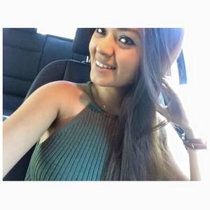 Meet your Posher, Claudia