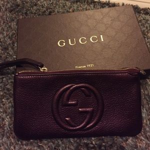 Gucci soho wristlet