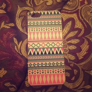iPhone 5s/5 Aztec case