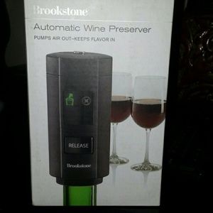 Brookstone automatic wine preserver