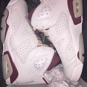 Maroon 6's