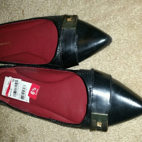 Tommy Hilfiger flats