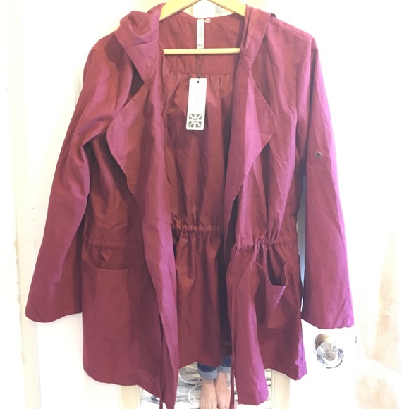 Maroon/dark red drawstring jacket - Picture 2 of 3