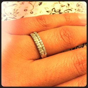 1/4 Ct white gold wedding band