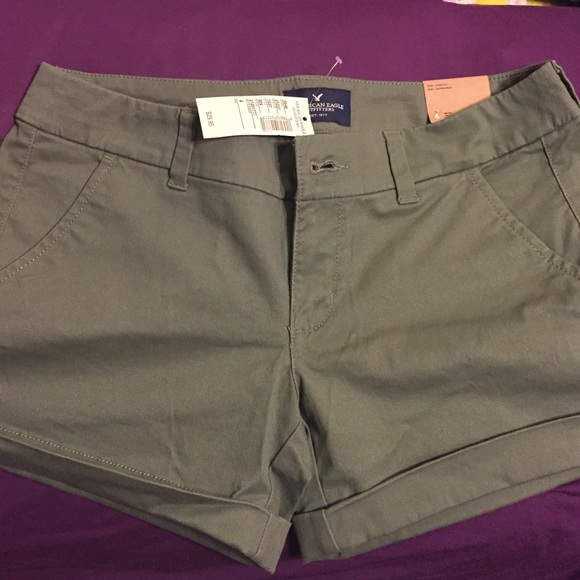 NWT Olive Midi Short!