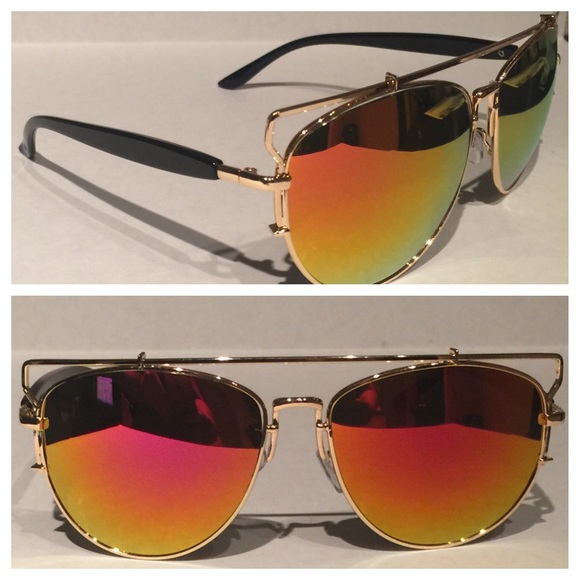 Gold mirror sunglasses