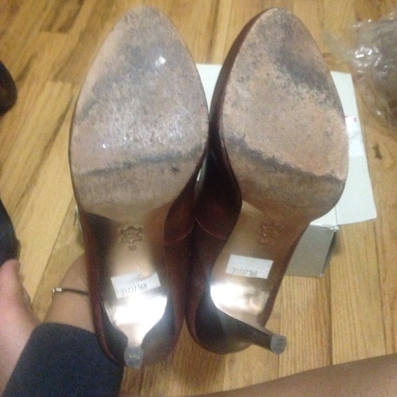 Tan platform covered pumps - Picture 4 of 4