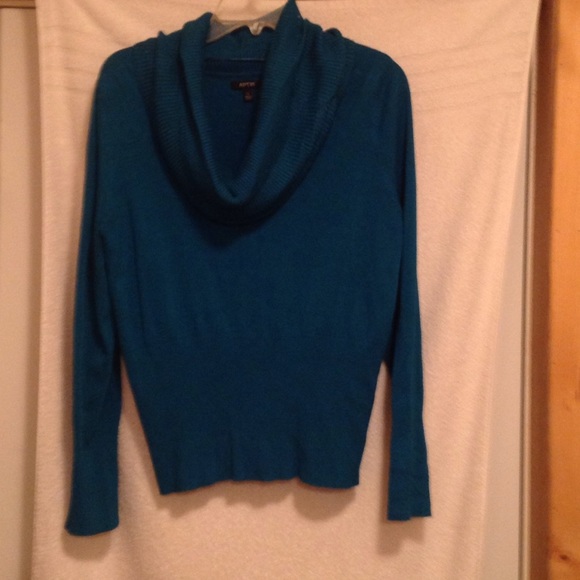 Apt 9 sweater