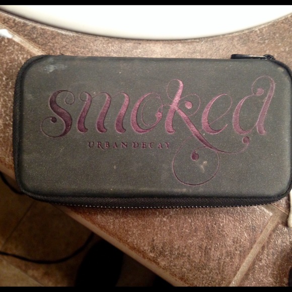 Urban Decay SMOKED