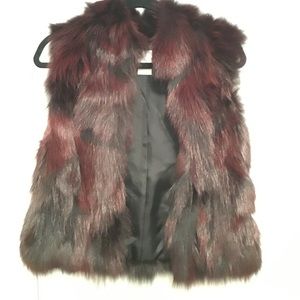 Sinequanone Fox fur vest