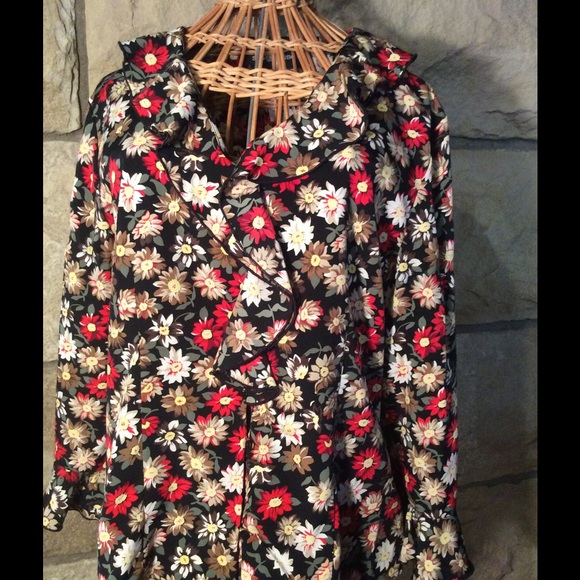 Sag Harbor floral blouse
