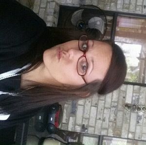 Meet your Posher, Monica