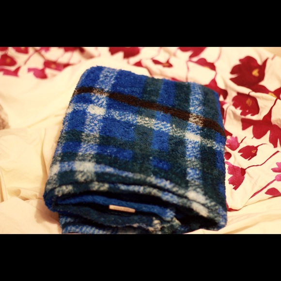 🎉NWOT BLUE PLAID: ORDER TODAY!!!🎉
