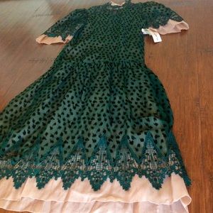 Vintage Digna Yero Custom-Made Velvet & Lace Gown