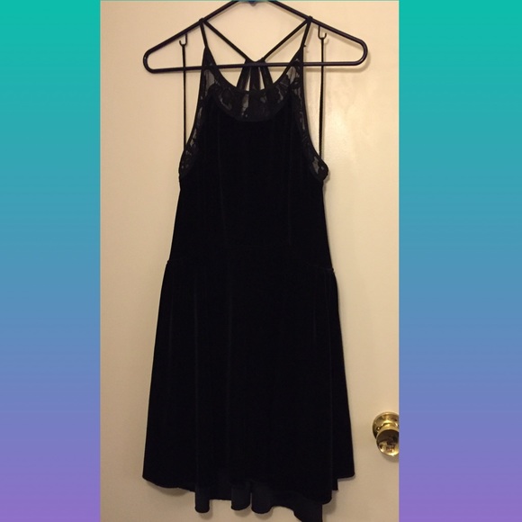 NWOT-Free People Velvet & Lace Halter Mini, M - Picture 2 of 4