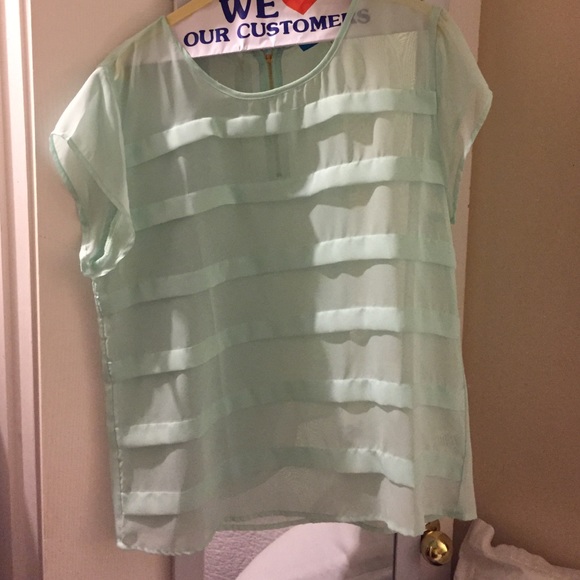 Francesca's top