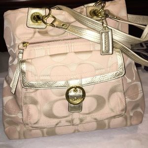 💯 Authentic Coach Handbag