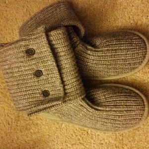 **Brand New** Gray Knit UGG Boots
