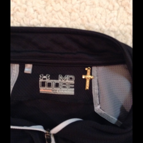 🚴🚴🚴 Under Armour pullover 🚴🚴🚴 - Picture 2 of 3