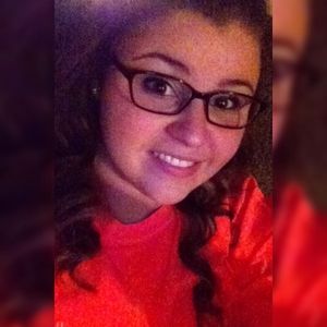 Meet your Posher, Candace